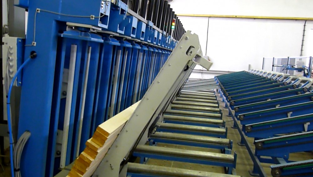 Línea de producción de madera laminada encolada KVH / BSH / GLT - los brazos de carga de la prensa