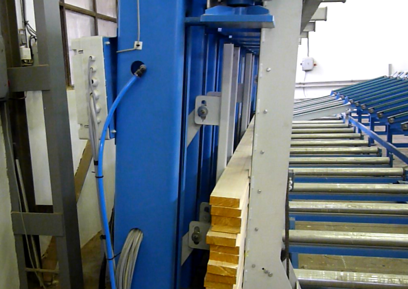 Ligne de production de bois massif KVH / BSH / GLT - presse hydraulique
